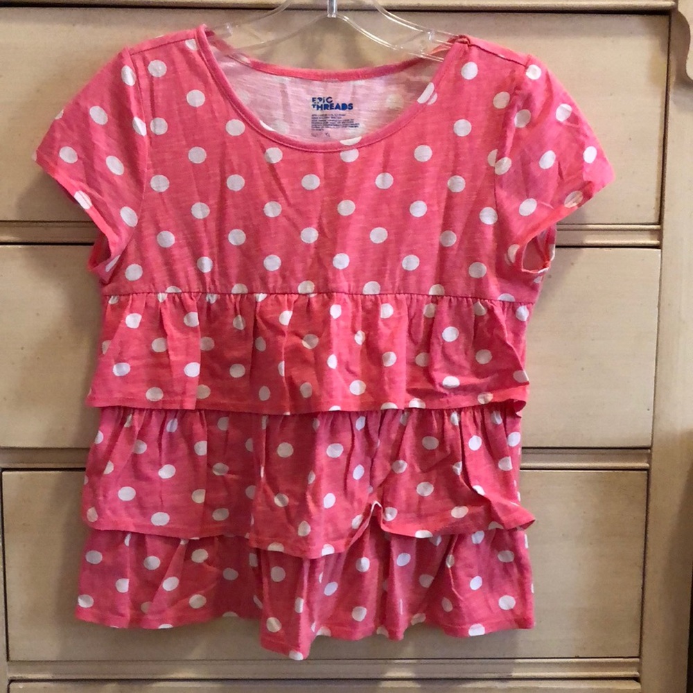Pink polka dot t shirt